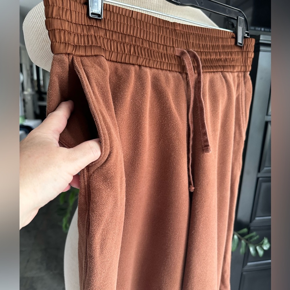 Vince Terracotta wide leg cropped pants, size large - Picture 7 of 12